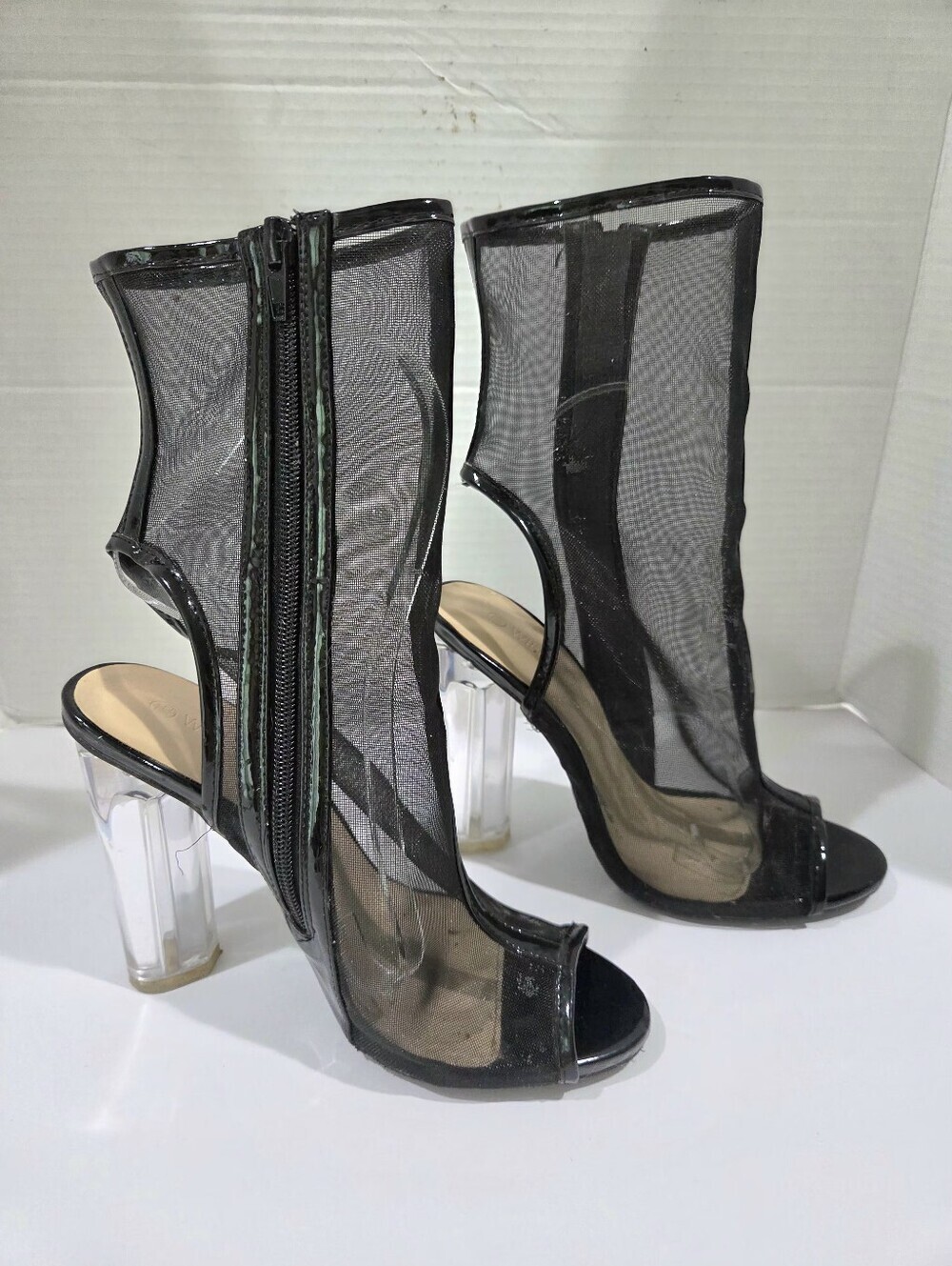 Wild Diva Women’s Black Suede Block Heel Mesh Rita Zipper Booties Size 7.5